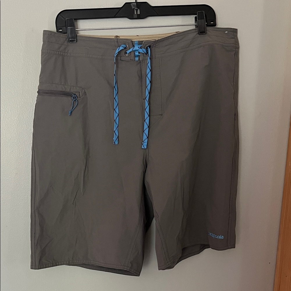 Patagonia Men's Taupe Swim Board Shorts with Blue Accents 36